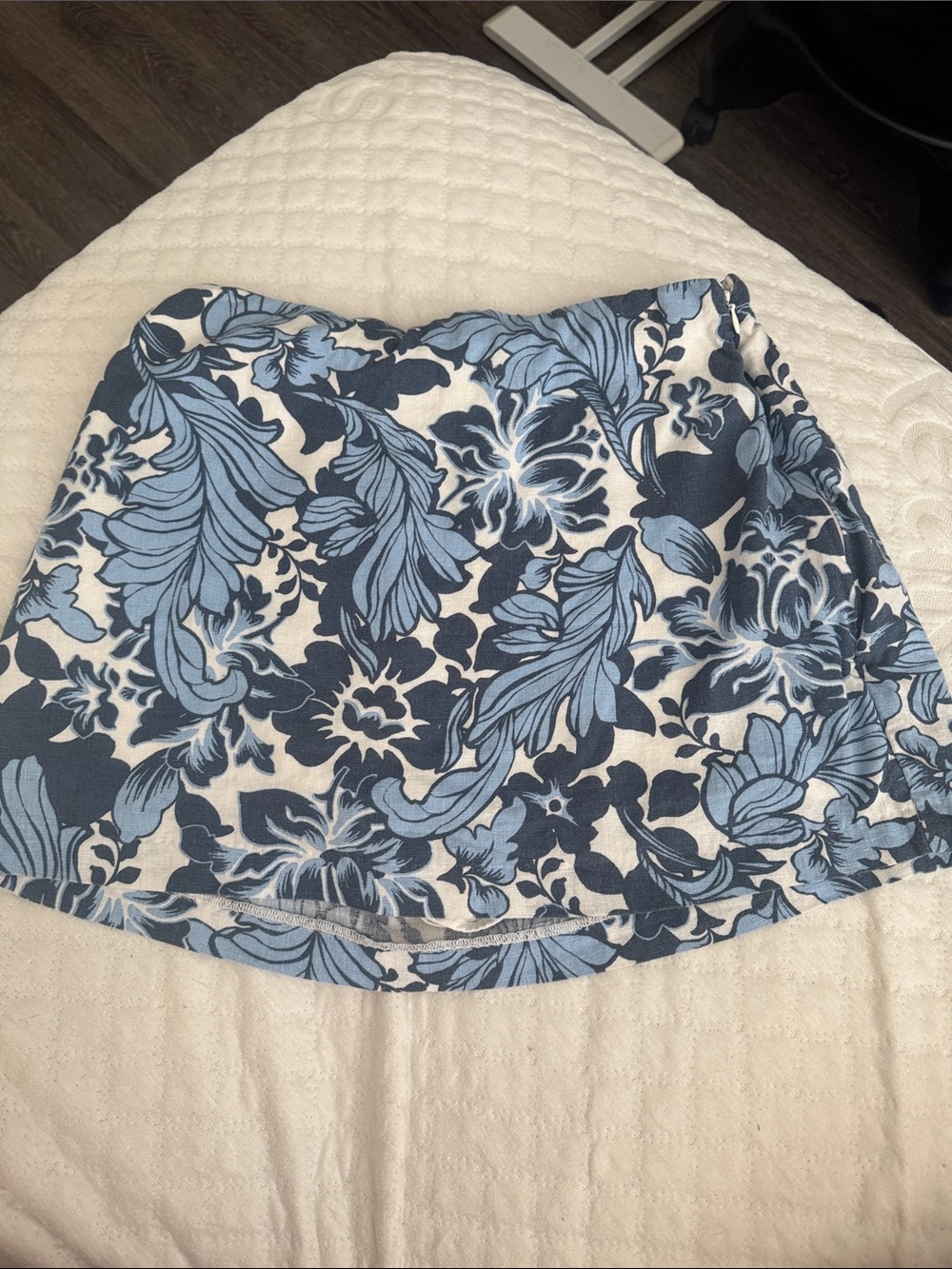 Abercrombie & Fitch Blue Floral Mini Skort